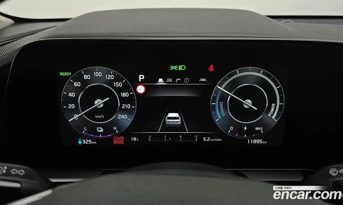 Kia Niro 2023 0.2 автомат (гидро), фото 11