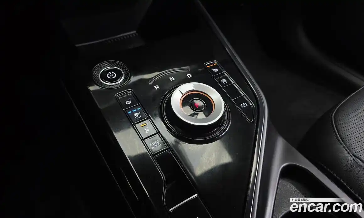 Kia Niro 2023 0.2 автомат (гидро), фото 12