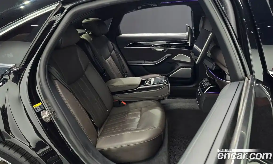 Audi A8 2021 3.0 автомат (гидро), фото 16