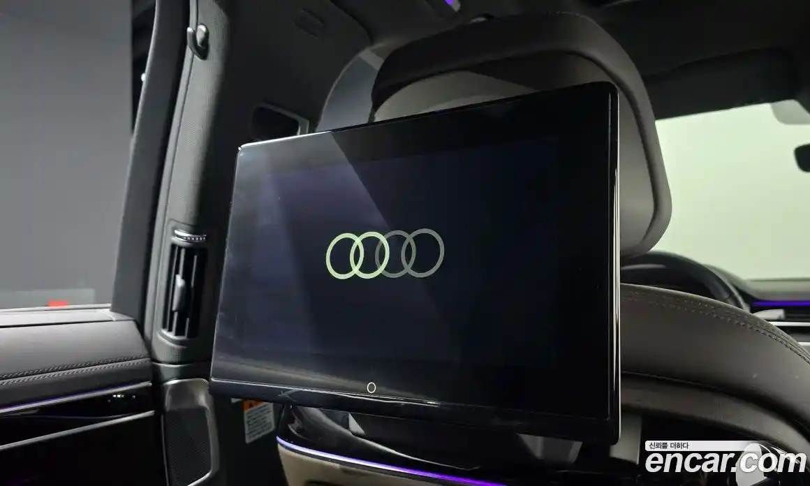 Audi A8 2021 3.0 автомат (гидро), фото 32
