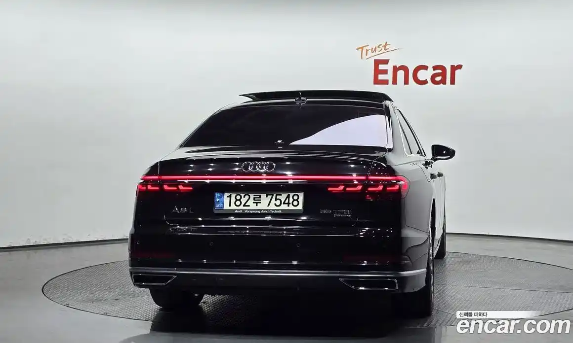 Audi A8 2021 3.0 автомат (гидро), фото 4