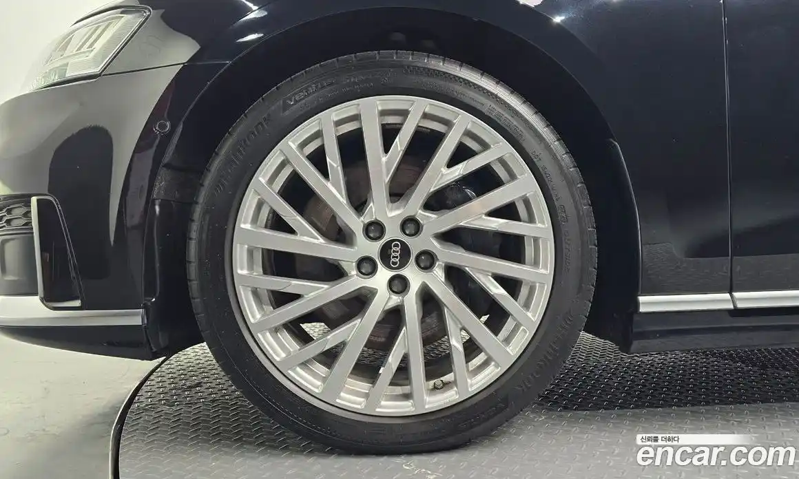 Audi A8 2021 3.0 автомат (гидро), фото 5