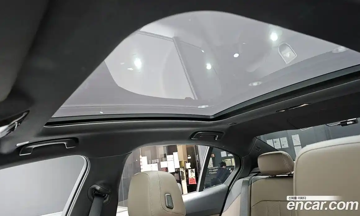 BMW 5-Series 2025 2.0 гидро, фото 25