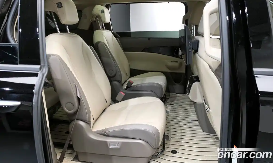 Kia Canival 2025 1.6 гидро, фото 11
