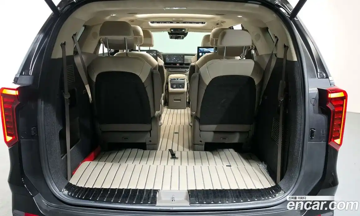 Kia Canival 2025 1.6 гидро, фото 20