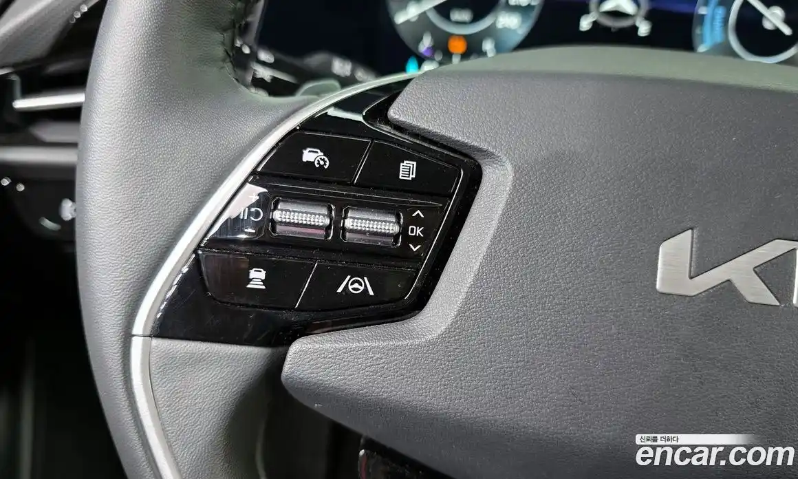 Kia Niro 2023 0.2 автомат (гидро), фото 30