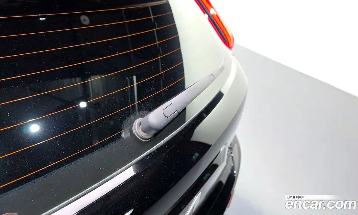 Kia Niro 2023 0.2 автомат (гидро), фото 31