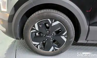 Kia Niro 2023 0.2 автомат (гидро), миниатюра 5