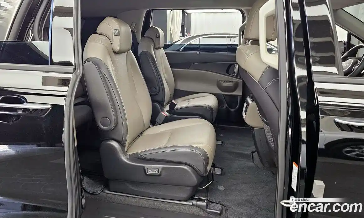 Kia Carnival 2024 2.2 автомат (гидро), фото 18