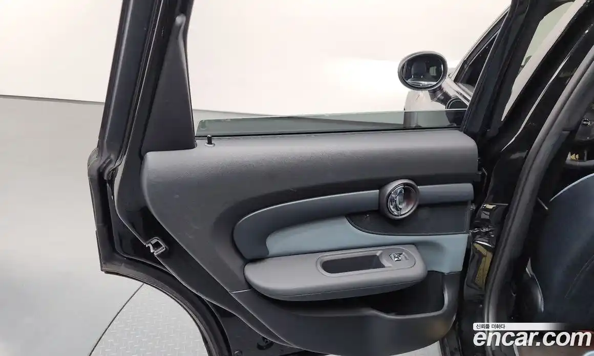 Mini Clubman 2023 2.0 автомат (гидро), фото 15