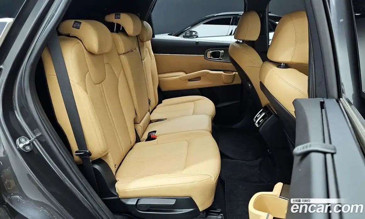 Kia Sorento 2023 1.6 гидро, фото 17