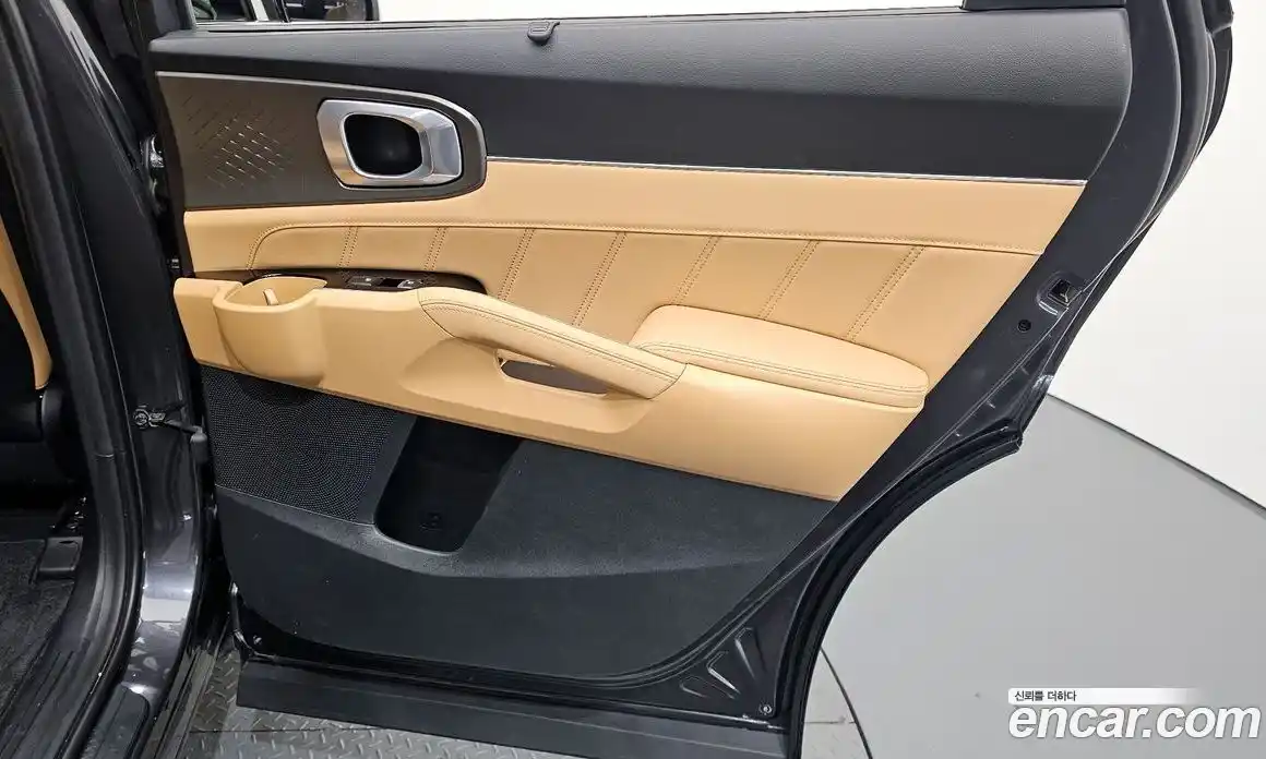 Kia Sorento 2023 1.6 гидро, фото 28