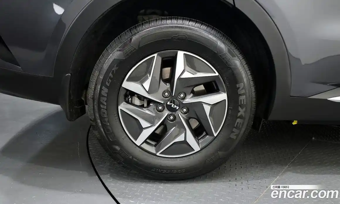 Kia Sorento 2023 1.6 гидро, фото 4