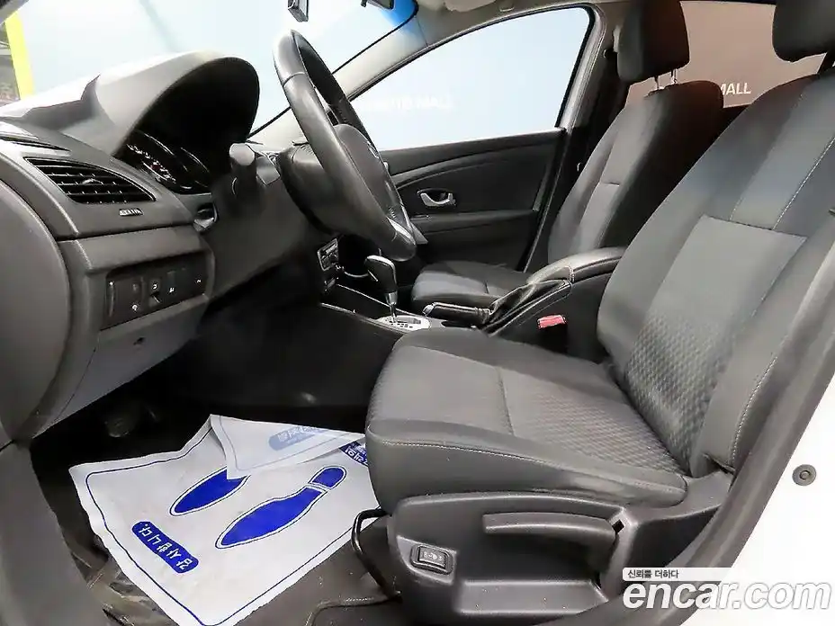 Renault SM3 2010 1.6 гидро, фото 6