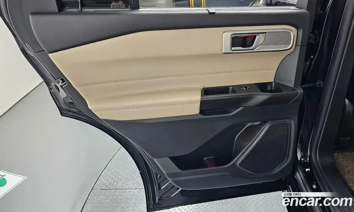 Ford Explorer 2020 2.3 автомат (гидро), фото 15