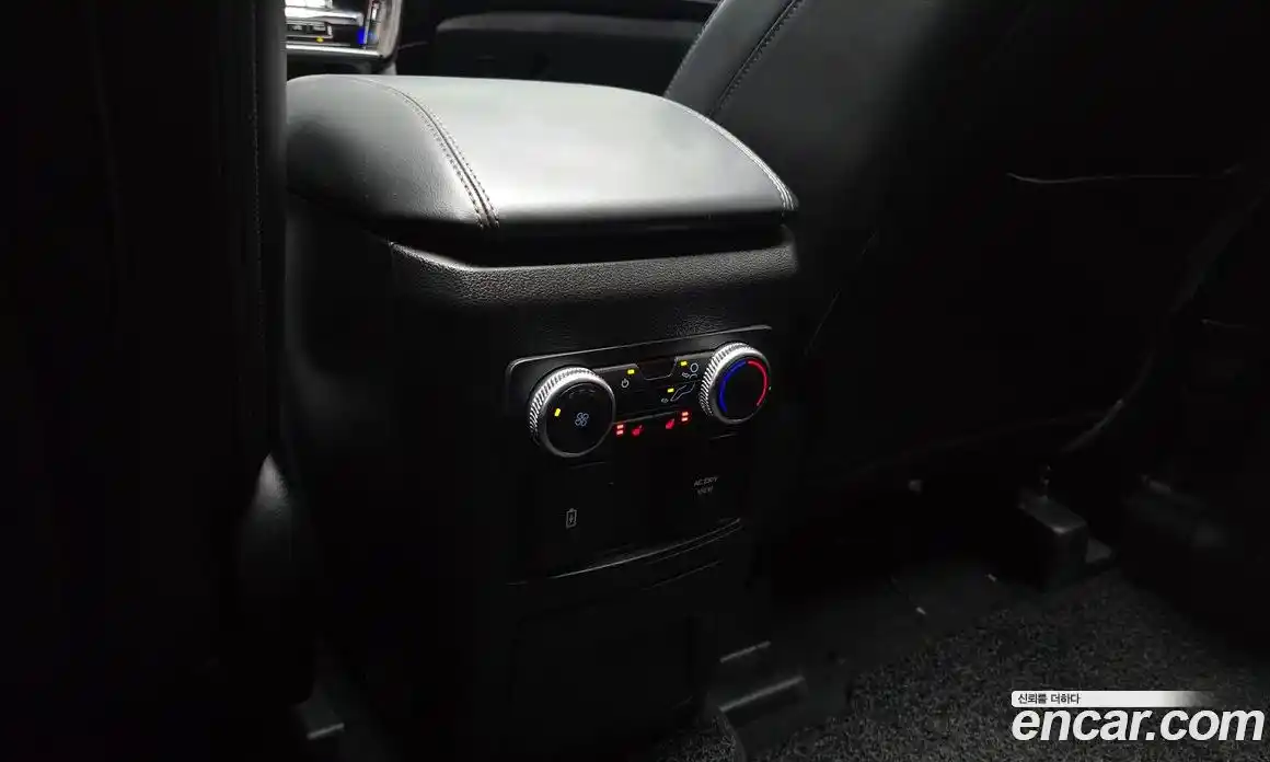 Ford Explorer 2022 3.0 автомат (гидро), фото 24