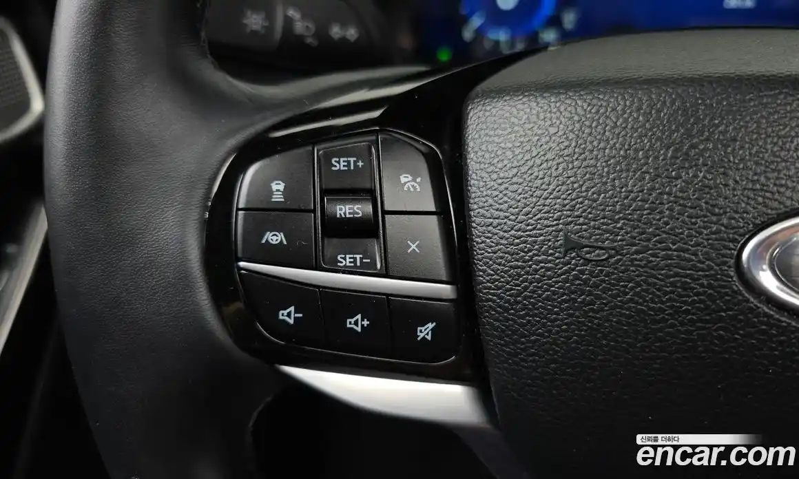 Ford Explorer 2022 3.0 автомат (гидро), фото 27