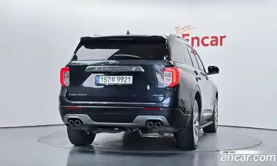 Ford Explorer 2022 3.0 автомат (гидро), миниатюра 4