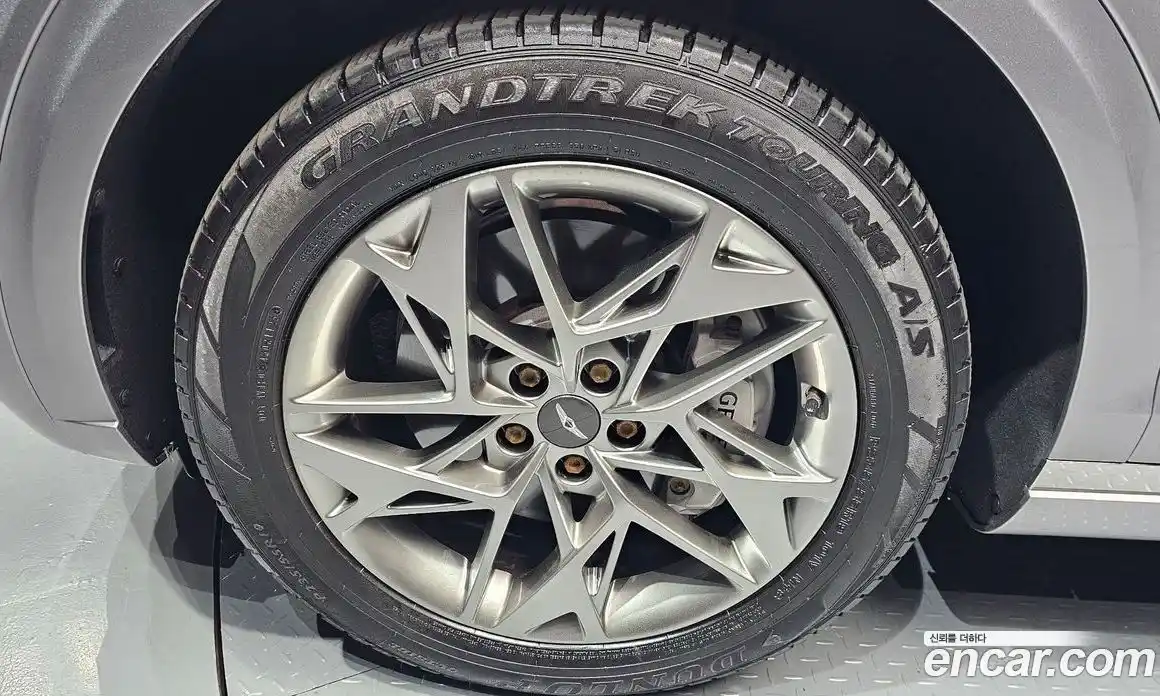 Genesis GV70 2023 2.5 автомат (гидро), фото 5
