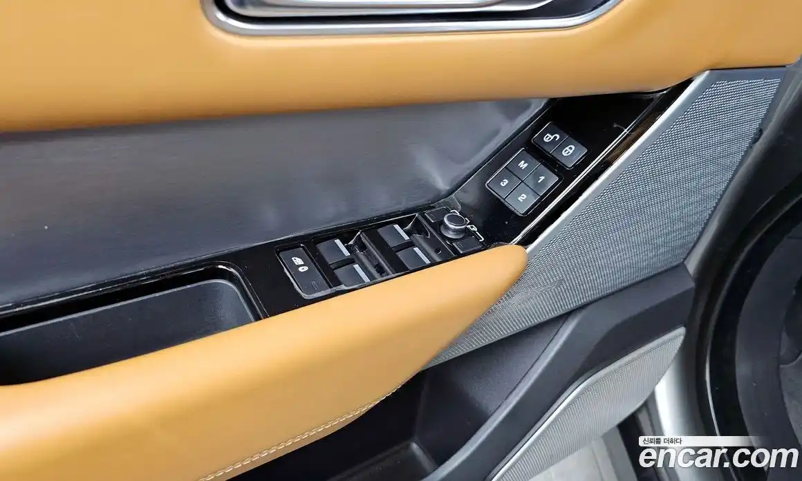 Land Rover Range Rover Velar 2019 3.0 автомат (гидро), фото 39