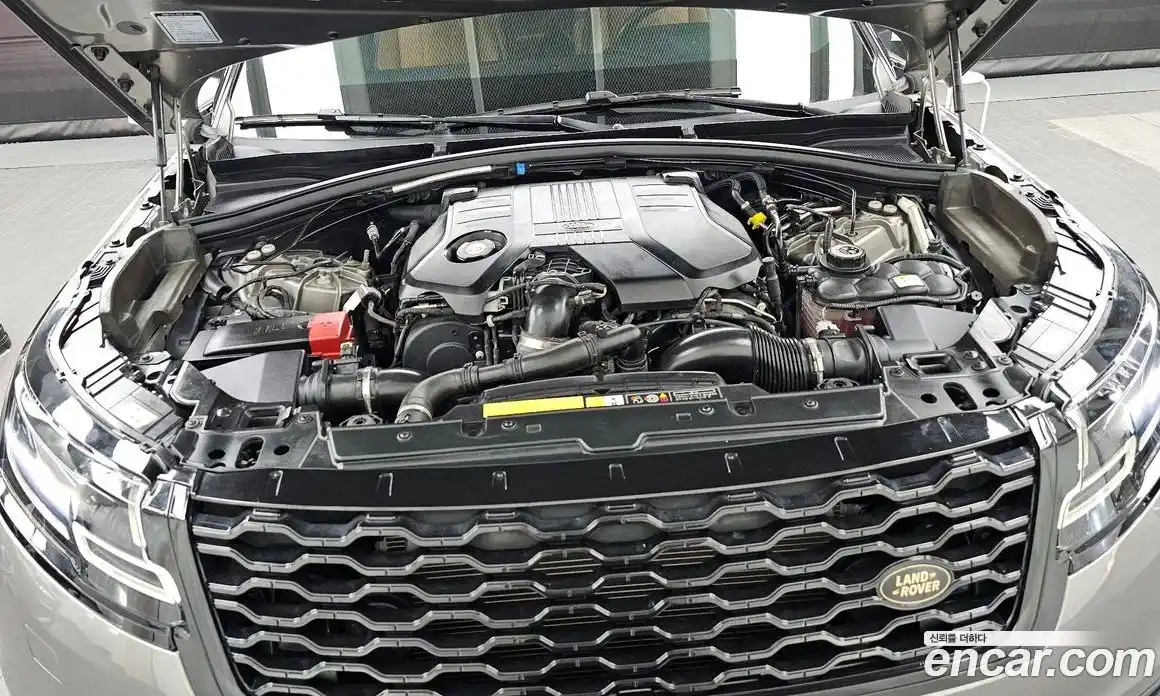 Land Rover Range Rover Velar 2019 3.0 автомат (гидро), фото 6