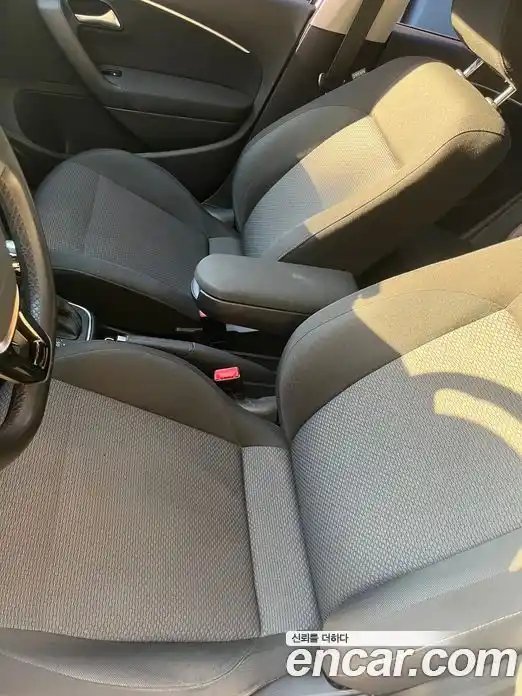 Volkswagen Polo 2015 1.4 автомат (гидро), фото 14