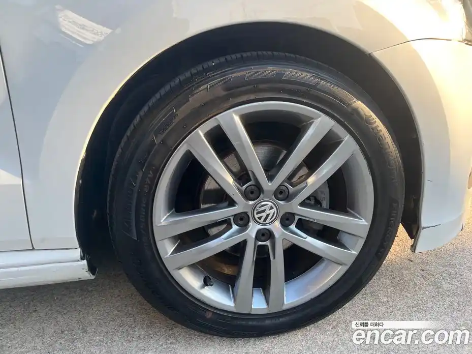 Volkswagen Polo 2015 1.4 автомат (гидро), фото 6