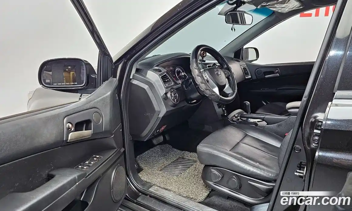 SsangYong Korando 2017 2.2 автомат (гидро), фото 10