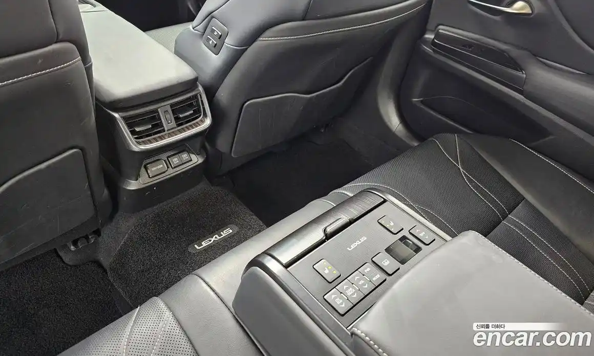 Lexus ES 2018 2.5 гидро, фото 23