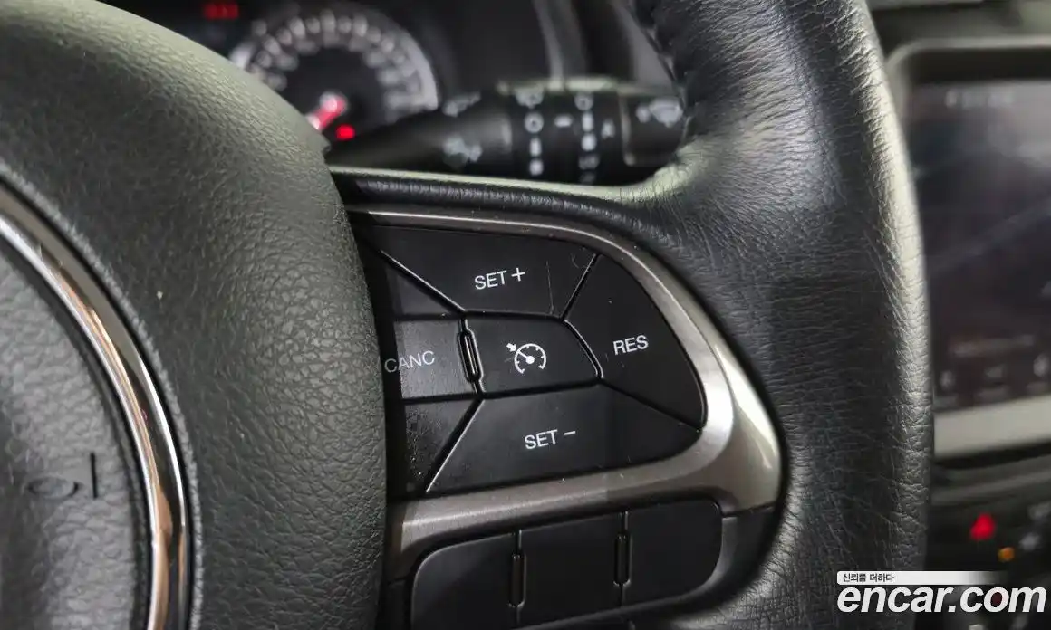 Jeep Renegade 2019 2.4 автомат (гидро), фото 32