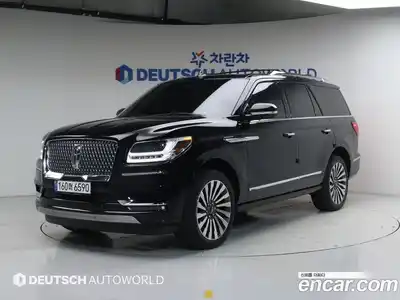 Lincoln Navigator