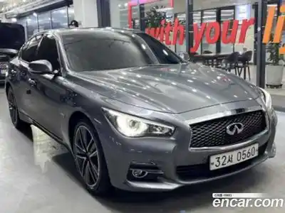 Infiniti Q50