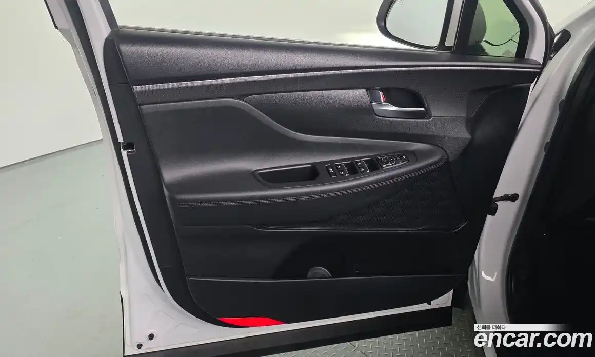 Hyundai Santa Fe 2022 2.2 автомат (гидро), фото 14