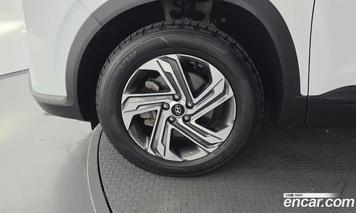 Hyundai Santa Fe 2022 2.2 автомат (гидро), фото 5