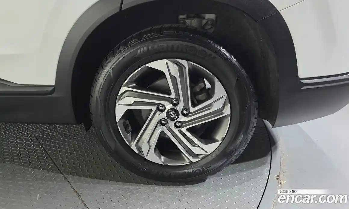 Hyundai Santa Fe 2022 2.2 автомат (гидро), фото 7