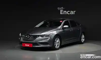 Renault SM6