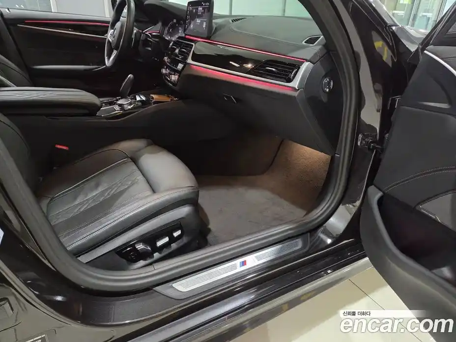 BMW 5-Series 2023 2.0 гидро, фото 11