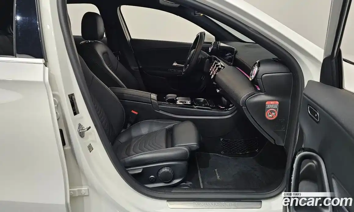 Mercedes-Benz A-Class 2020 2.0 гидро, фото 16