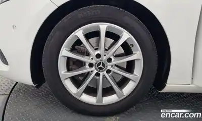 Mercedes-Benz A-Class 2020 2.0 гидро, миниатюра 5