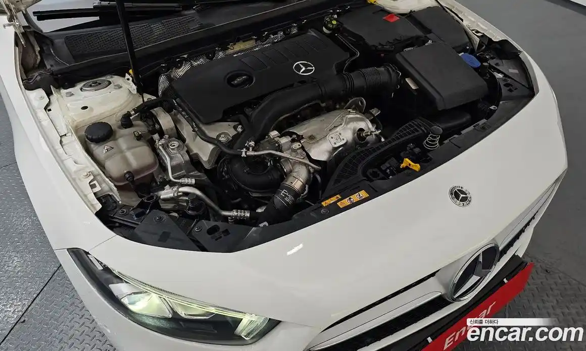 Mercedes-Benz A-Class 2020 2.0 гидро, фото 6