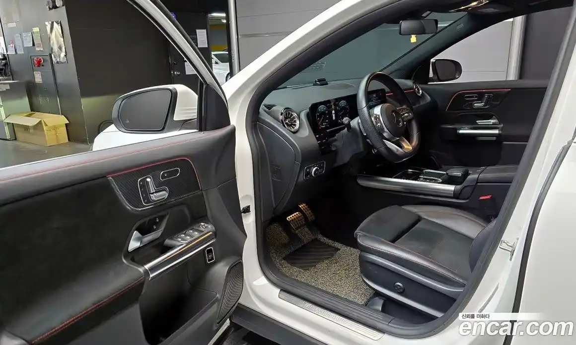 Mercedes-Benz GLA-Class 2021 2.0 гидро, фото 13