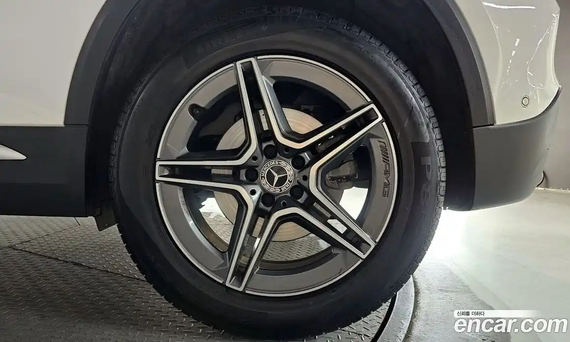 Mercedes-Benz GLA-Class 2021 2.0 гидро, фото 7