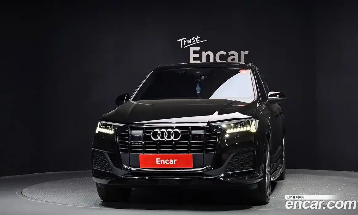 Audi Q7 2023 3.0 гидро, фото 3