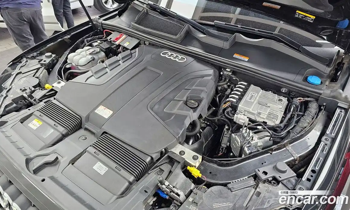 Audi Q7 2023 3.0 гидро, фото 6