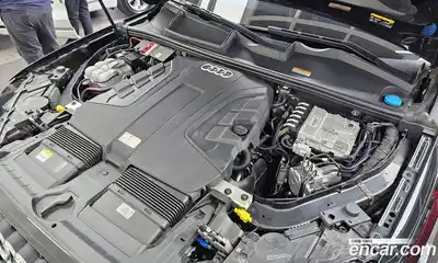 Audi Q7 2023 3.0 гидро, миниатюра 6