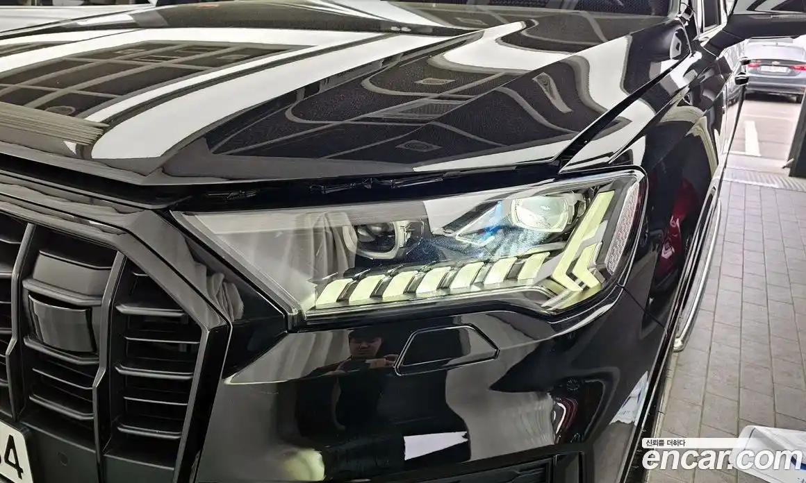 Audi Q7 2023 3.0 гидро, фото 8