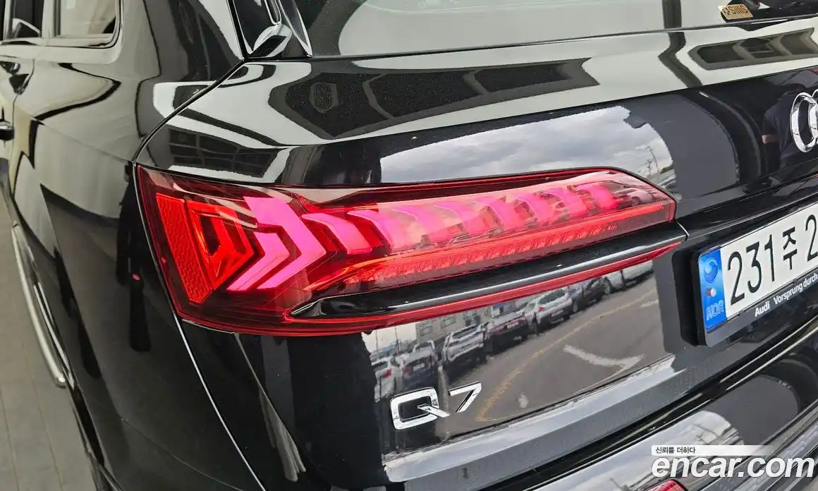 Audi Q7 2023 3.0 гидро, фото 9