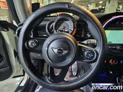 Mini Cooper 2014 1.5 автомат (гидро), миниатюра 9