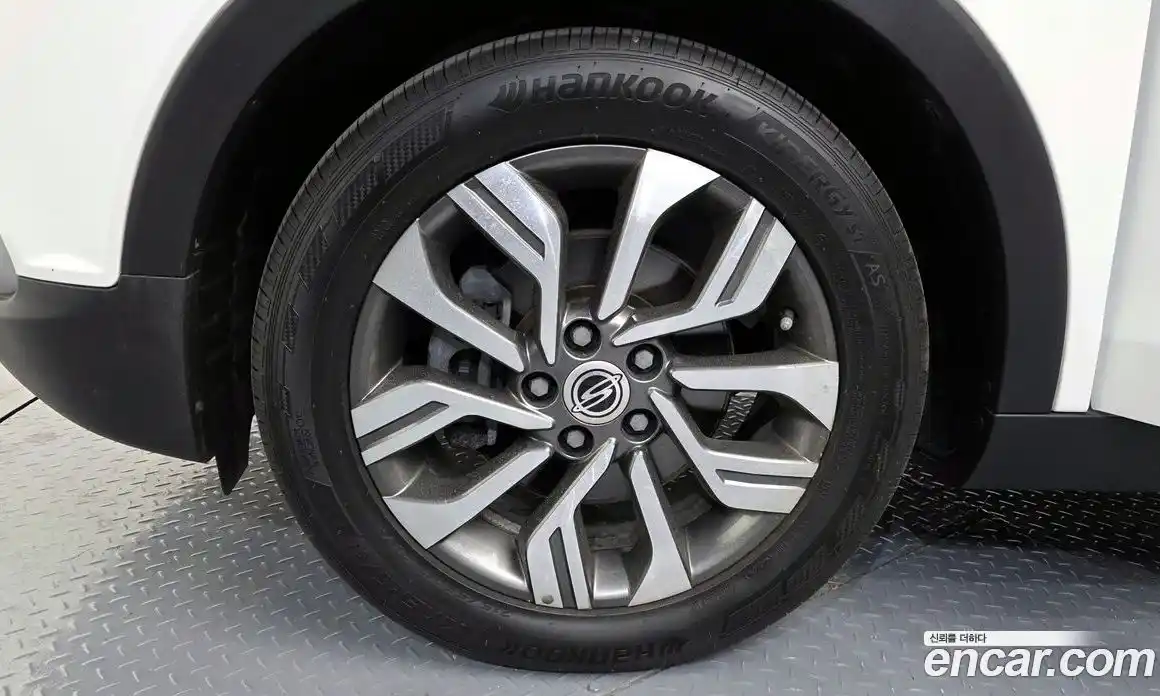 SsangYong TIBOLI 2018 1.6 автомат (гидро), фото 5