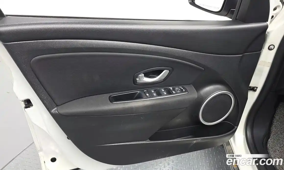 Renault SM3 2013 1.6 гидро, фото 14
